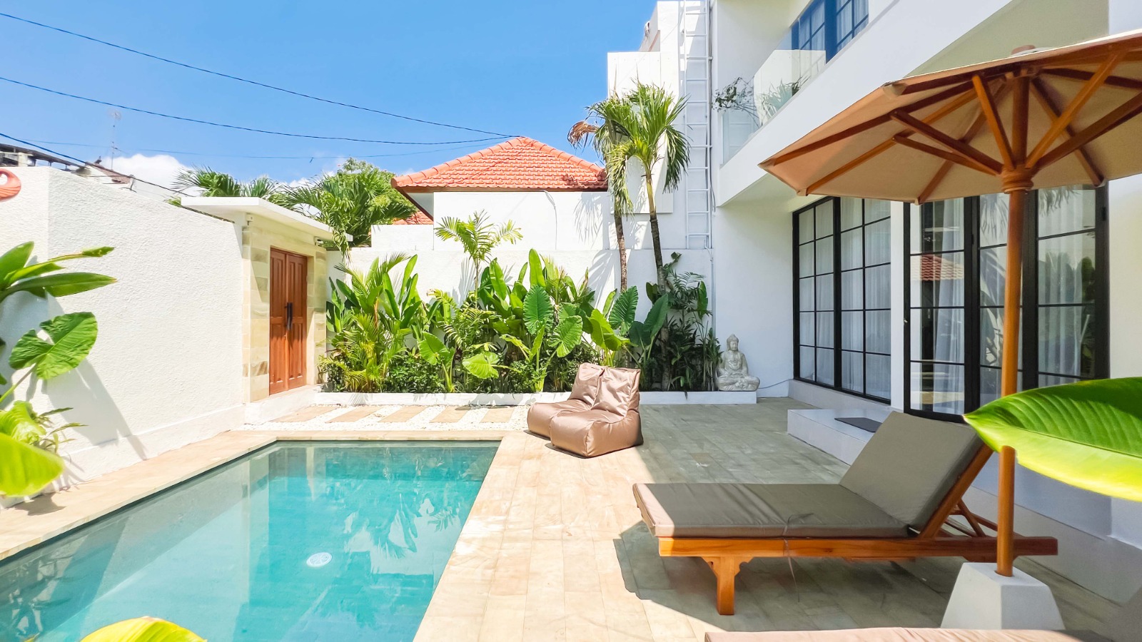 3BR Villa Grand Berawa in Berawa