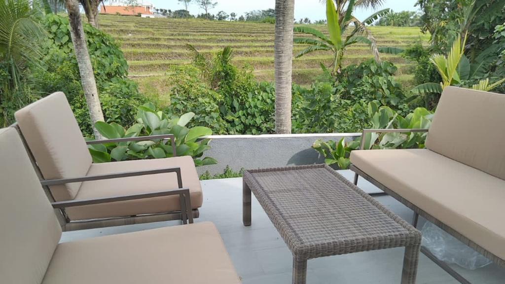4BR Villa In Cemagi — photo 7