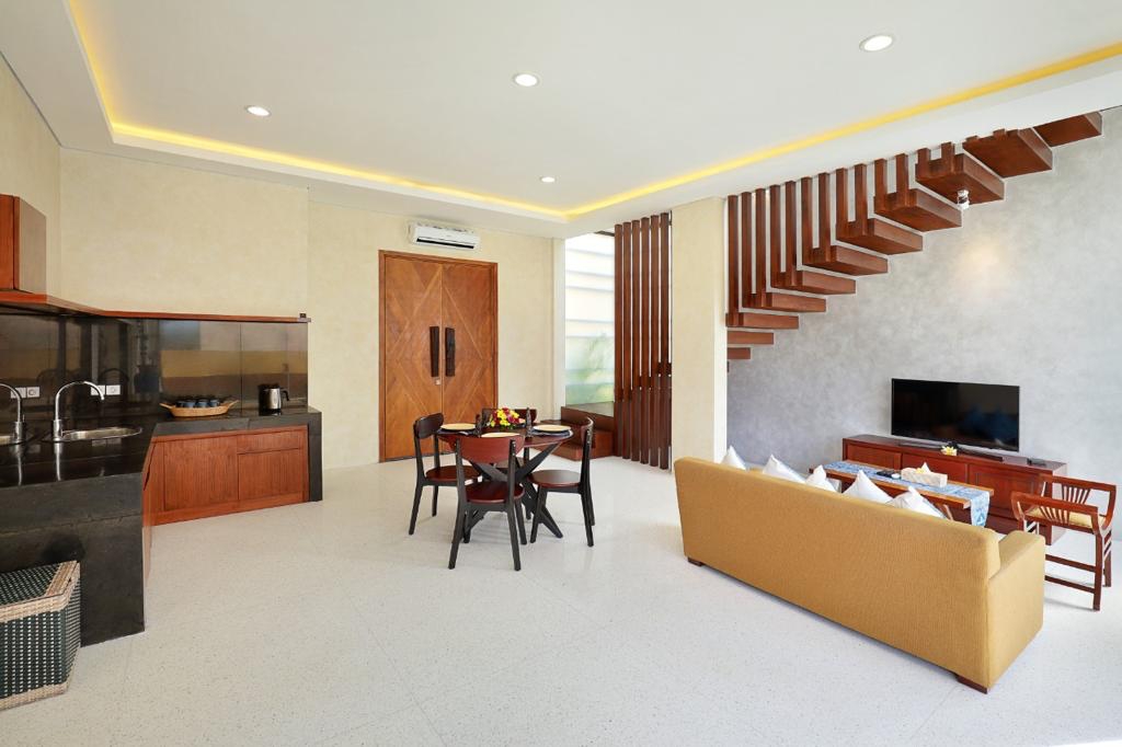 4BR Villa In Nusa Dua — photo 3