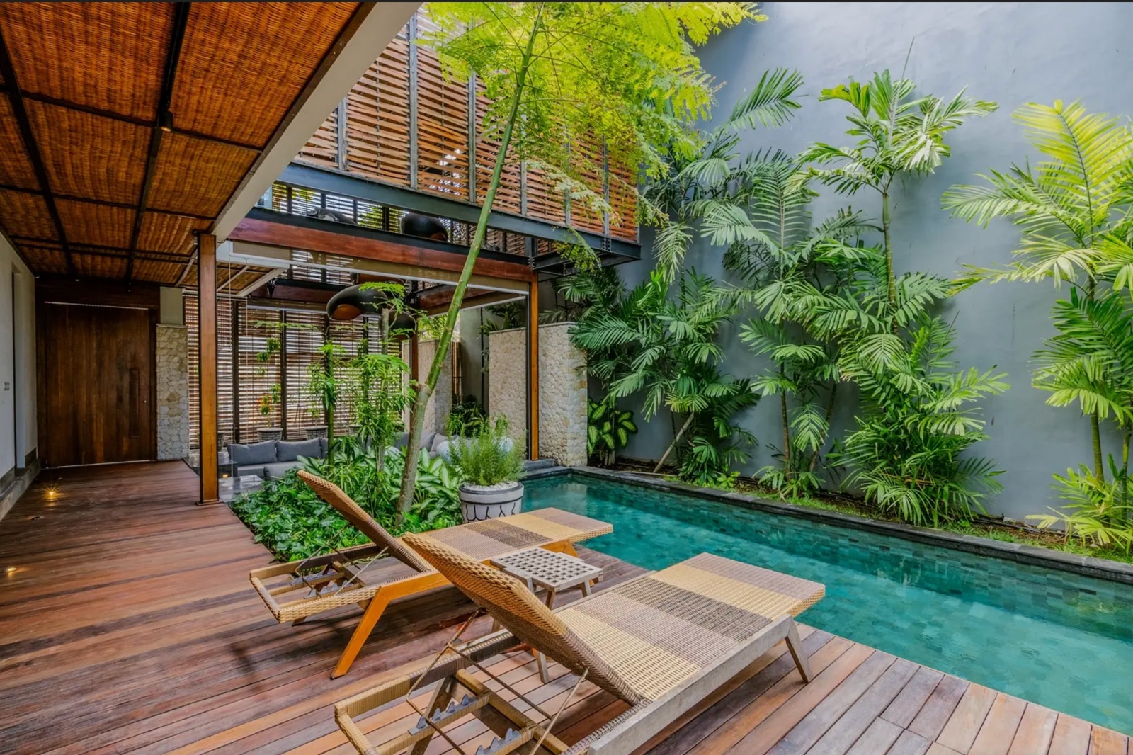 5BR Villa In Kayu Tulang in Canggu